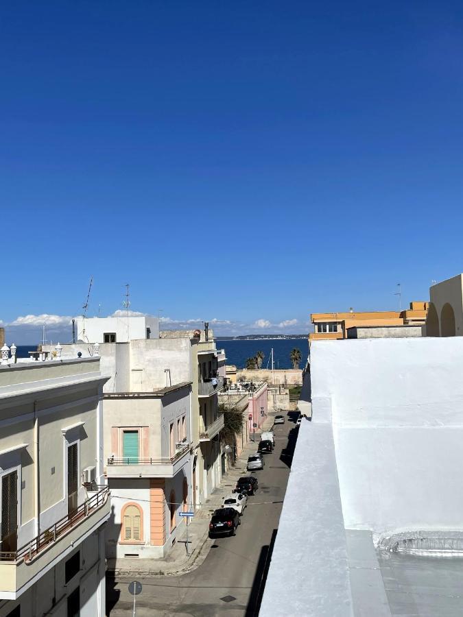 Palazzo Degli Artigiani Con Terrazza E Comfort In Centro Apartment Gallipoli